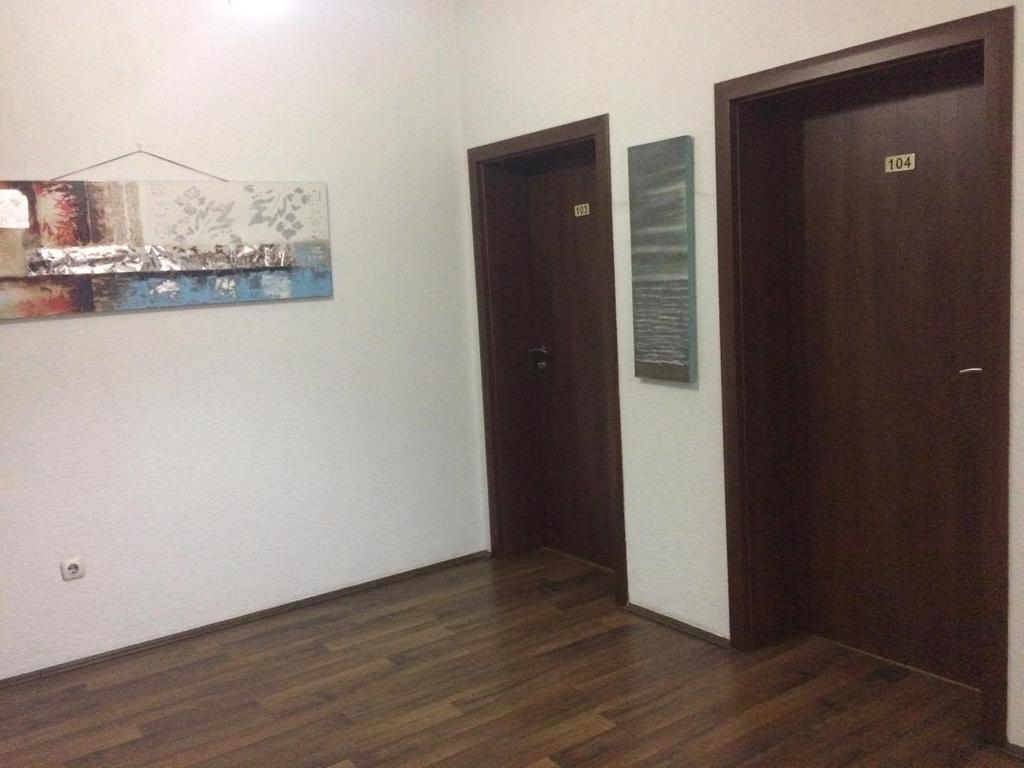 פריזרן Hotel Antika מראה חיצוני תמונה
